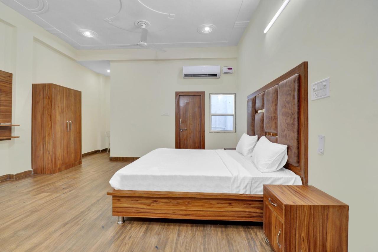 Collection O Pearl Inn Guest House Гваліор Екстер'єр фото