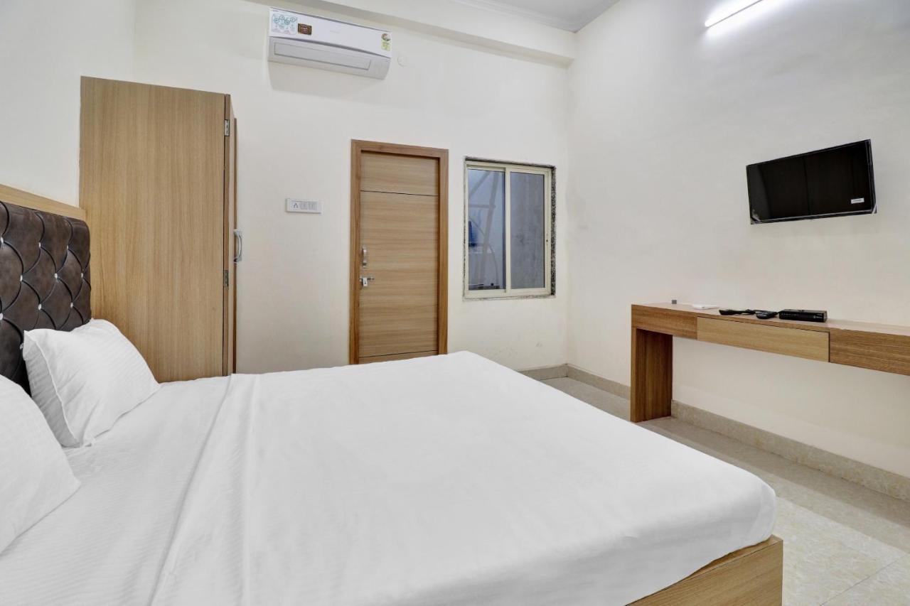 Collection O Pearl Inn Guest House Гваліор Екстер'єр фото